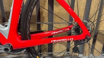 Used Pinarello Pinarello Dogma F10 Shimano Dura-Ace 11v 2019 Road & Gravel, Red — image 14 of 17