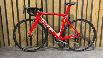 Used Pinarello Pinarello Dogma F10 Shimano Dura-Ace 11v 2019 Road & Gravel, Red — image 12 of 17