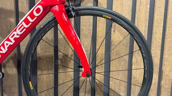 Used Pinarello Pinarello Dogma F10 Shimano Dura-Ace 11v 2019 Road & Gravel, Red — image 10 of 17