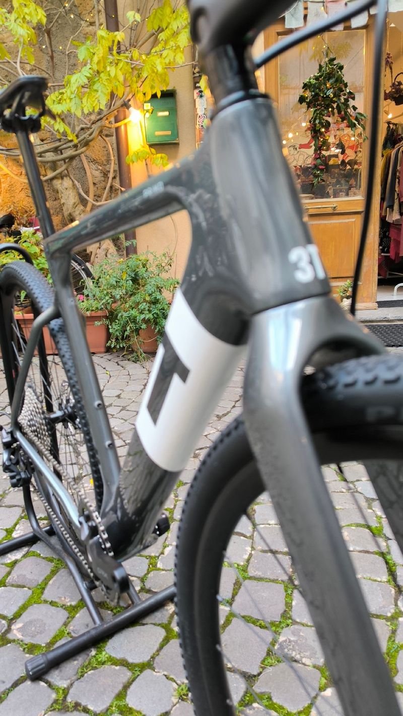 3t Primo 2025 Road & Gravel de segunda mano, Gris claro — imagen 2 de 6