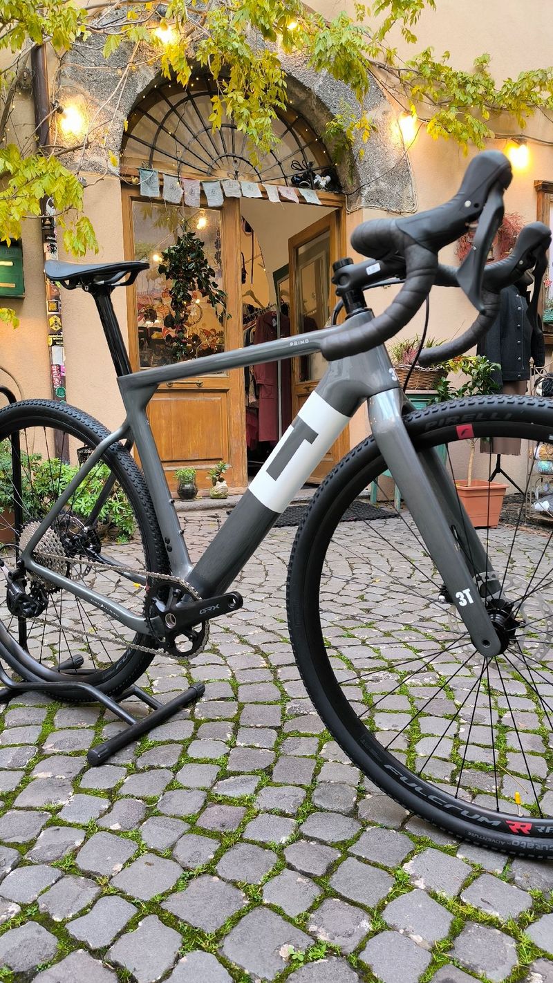 3t Primo 2025 Road & Gravel de segunda mano, Gris claro — imagen 1 de 6