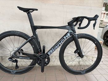 Bianchi, Oltre PRO SHIMANO ULTEGRA DI2 2025