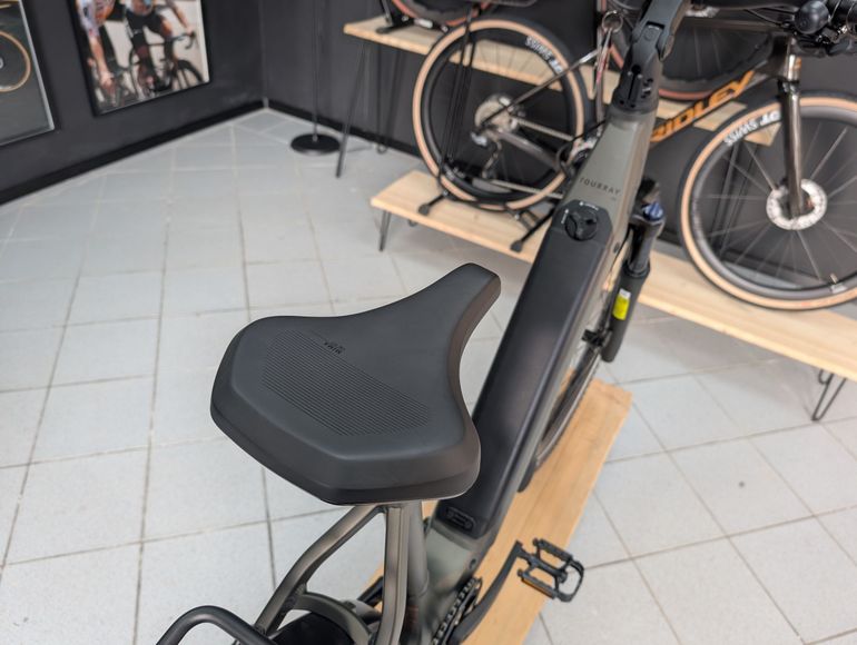 Used Raymon Raymon Tourray Pro 800 2025 Urban, Hellgrau — image 3 of 9