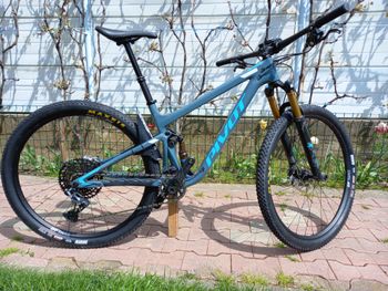 Pivot, Mach 4 SRAM X01 Eagle