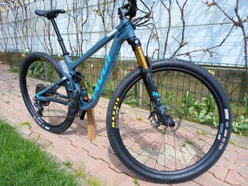 Used Pivot Mach 4 SRAM X01 Eagle 2023 Mountainbike, Blue, 29 — image 2 of 17
