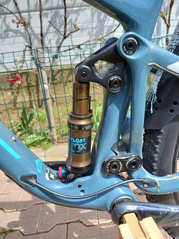 Used Pivot Mach 4 SRAM X01 Eagle 2023 Mountainbike, Blue, 29 — image 16 of 17