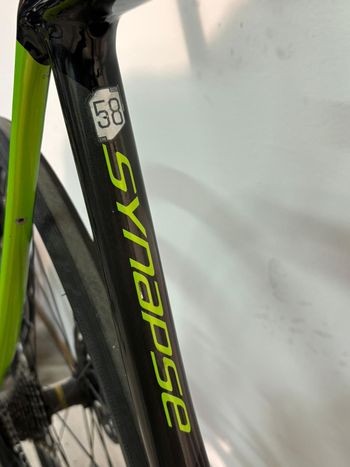 Used Cannondale Synapse Carbon Disc Ultegra 2018 Road & Gravel — image 9 of 13