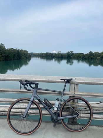 Used Scott Addict 40 2023 2023 Road & Gravel