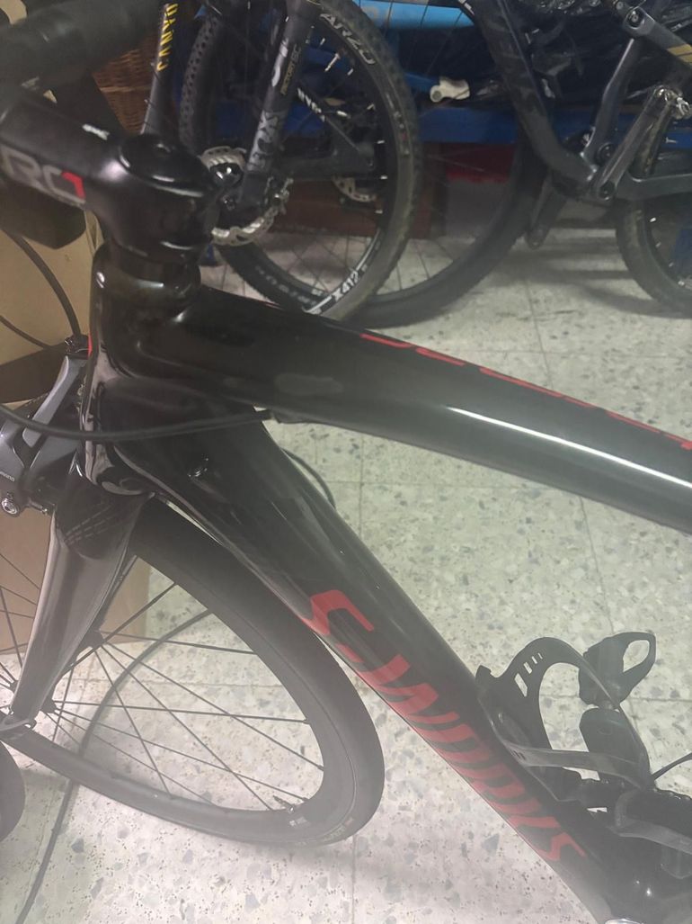 Used Specialized Men's Tarmac Expert 2018 2018 Road & Gravel, Schwarz — image 10 of 10