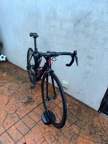 Used Specialized Men's Tarmac Expert 2018 2018 Road & Gravel, Schwarz — image 2 of 10