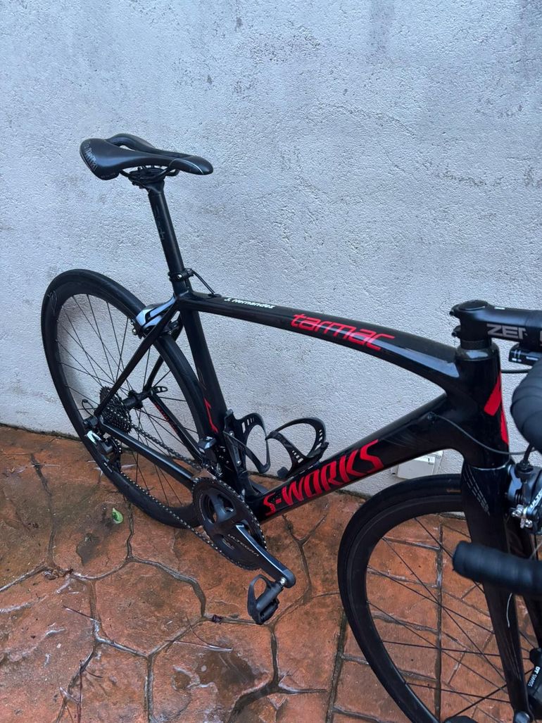 Used Specialized Men's Tarmac Expert 2018 2018 Road & Gravel, Schwarz — image 4 of 10