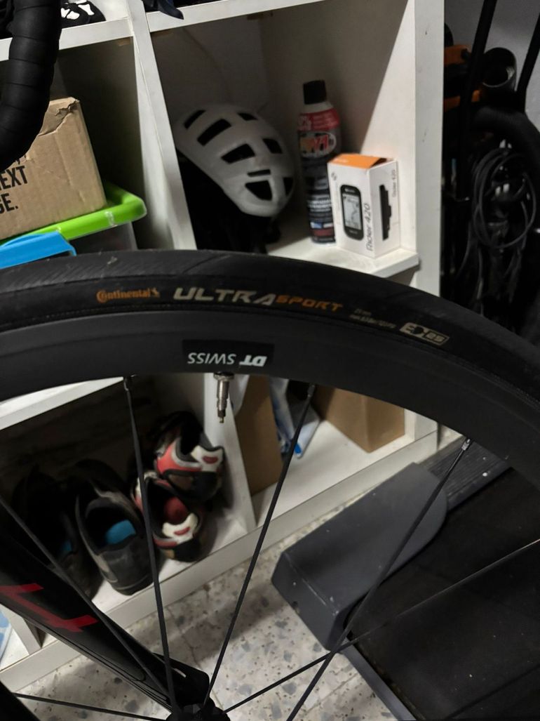 Used Specialized Men's Tarmac Expert 2018 2018 Road & Gravel, Schwarz — image 5 of 10
