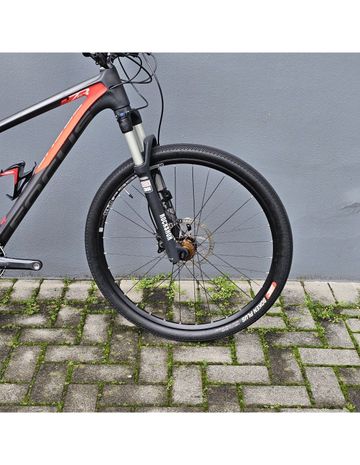Used Focus Raven 2020 Mountainbike, Black — image 4 of 9