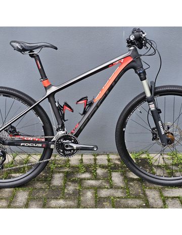 Used Focus Raven 2020 Mountainbike, Black — image 3 of 9