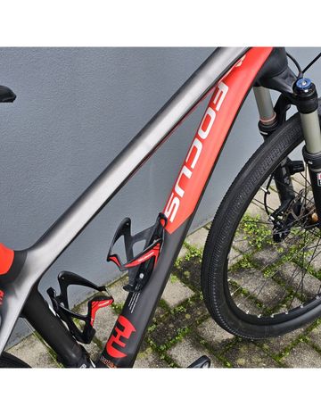 Used Focus Raven 2020 Mountainbike, Black — image 7 of 9