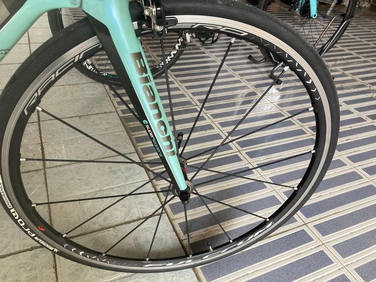 Used Bianchi Xr2 Durace Slx 2016 Road & Gravel, Green — image 3 of 6