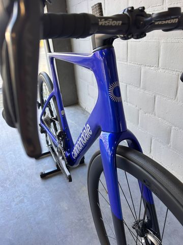 Cannondale SuperSix EVO 2 2024 2024 Road & Gravel usato, Blu — immagine 3 di 5