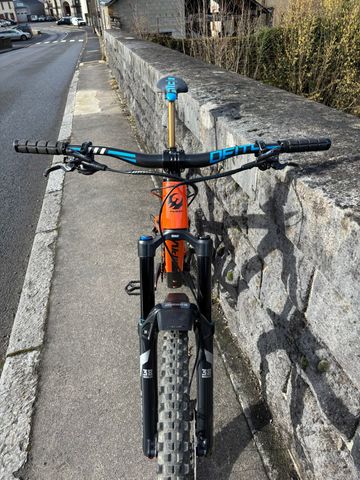 Tweedehands Pivot Firebird Shimano Deore XT 2023 Mountainbike — afbeelding 5 van 6