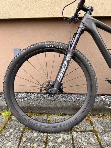 Gebrauchtes Specialized S-Works Epic 2021 2021 Mountainbike, Grün, 29 — Bild 7 von 9