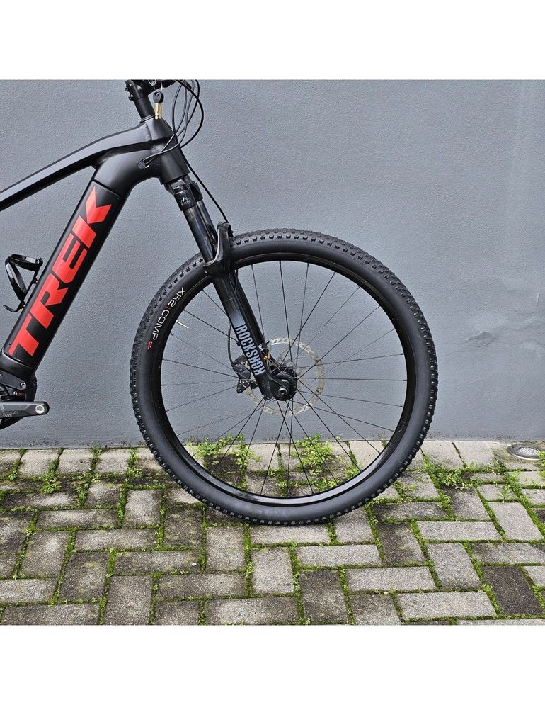 Used Trek Powerfly 5 2022 Mountainbike — image 4 of 11