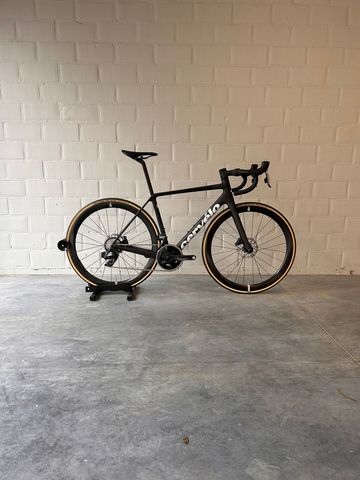Używany Cervélo R5 Force eTap AXS 2023 2023 Road & Gravel