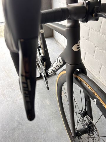 Brugt Cervélo R5 Force eTap AXS 2023 2023 Road & Gravel — billede 4 af 5