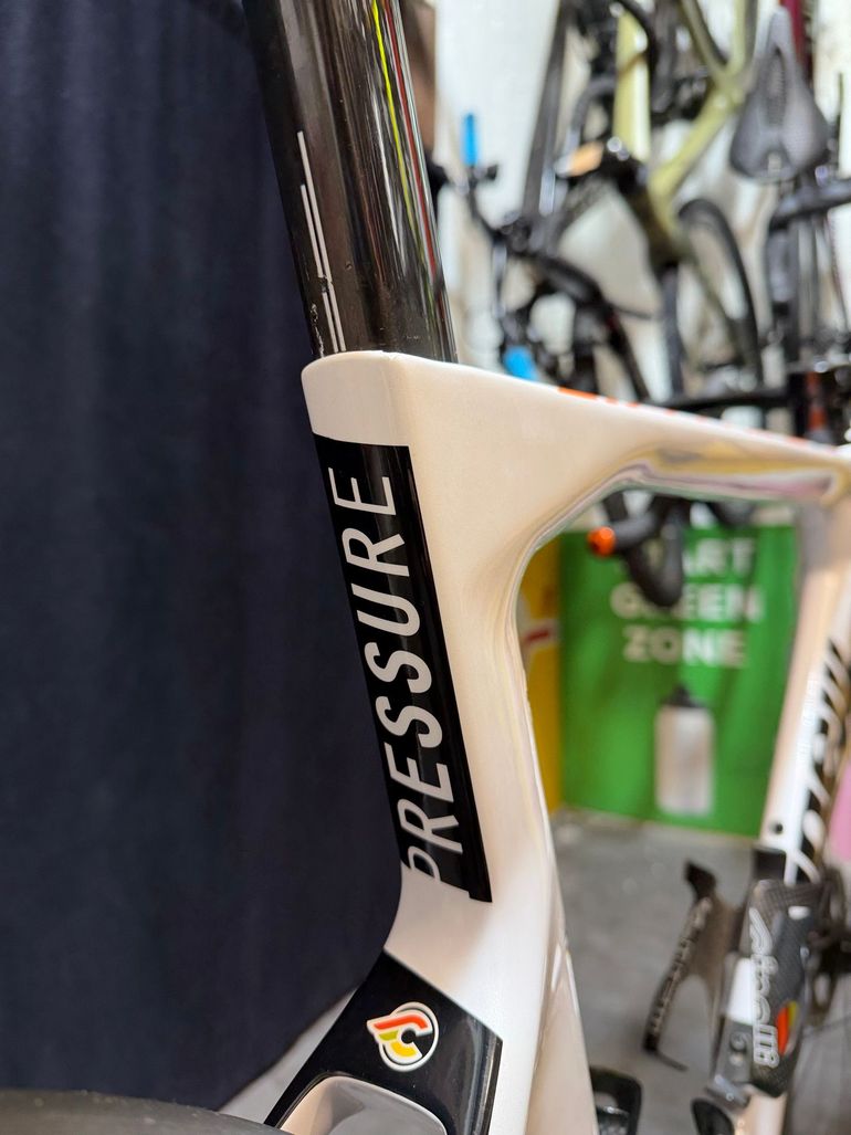 Cinelli PRESSURE - ULTEGRA DISC DI2 2024 2024