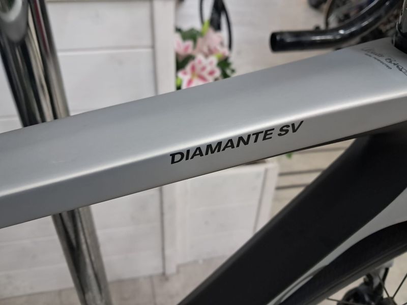 Basso Diamante SRAM Force eTap AXS 2023 Road & Gravel d'occasion — image 2 sur 6