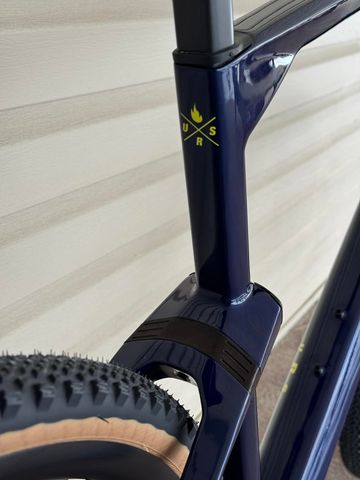 Used BMC URS TWO 2023 2023 Road & Gravel, Blue — image 9 of 23