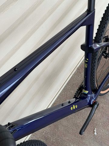 Used BMC URS TWO 2023 2023 Road & Gravel, Blue — image 8 of 23