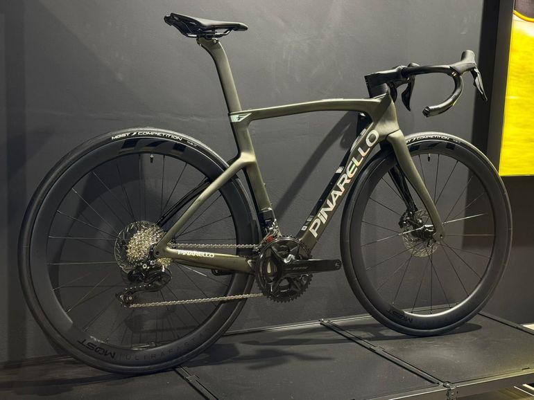 Brugt Pinarello F5 105 Di2 2025 2025 Road & Gravel — billede 2 af 6