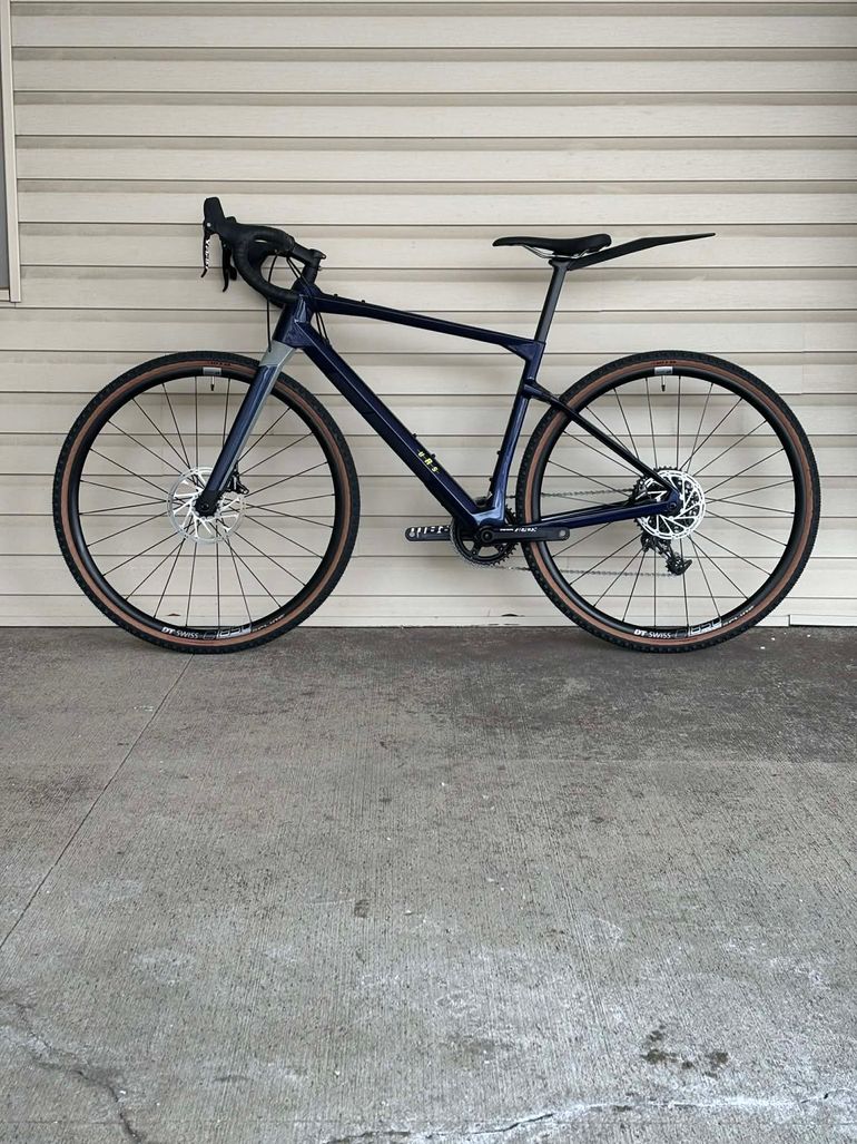 Used BMC URS TWO 2023 2023 Road & Gravel, Blue — image 2 of 20