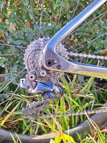 Used Thompson Century 2022 Road & Gravel, Hellgrau — image 4 of 9