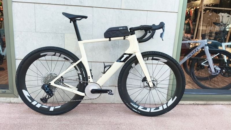 Used 3T Racemax Integrale WPNT 2025 Road & Gravel, White — image 1 of 3