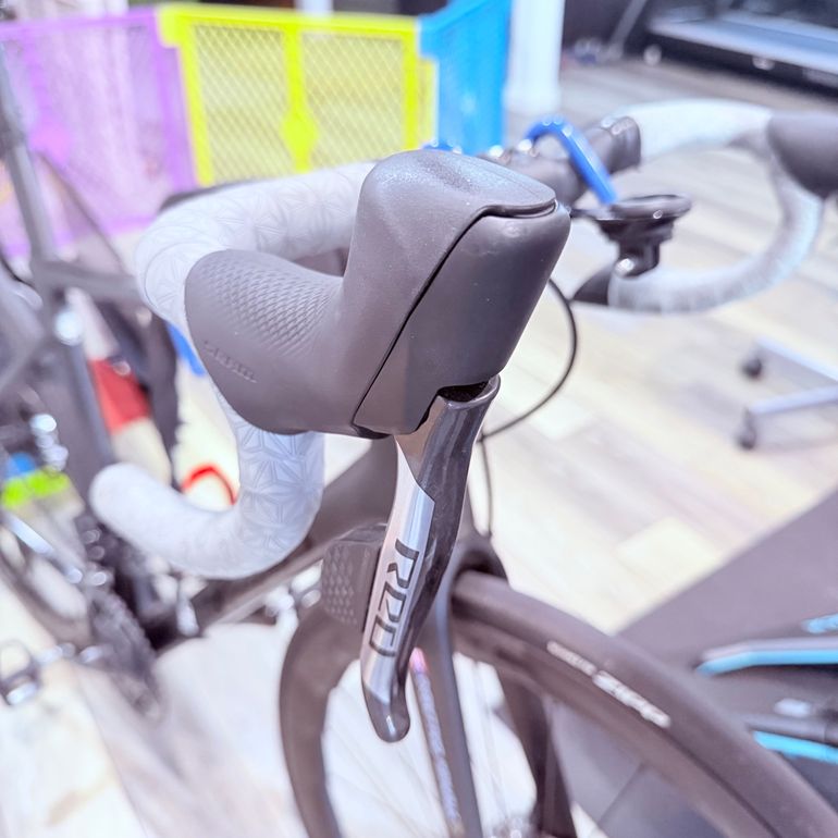 Used Specialized SRAM RED AXS 2020 Road & Gravel, Black — image 4 of 4