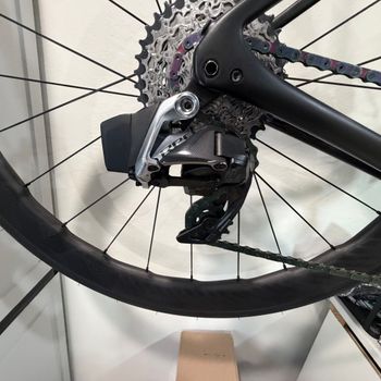 Used Specialized SRAM RED AXS 2020 Road & Gravel, Black — image 2 of 4