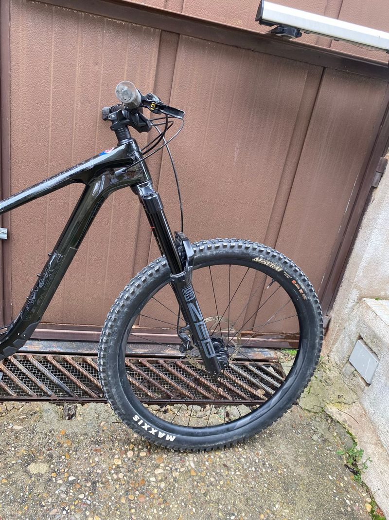 Brugt Giant Reign Advanced Pro 29 2 2022 2022 Mountainbike — billede 2 af 5