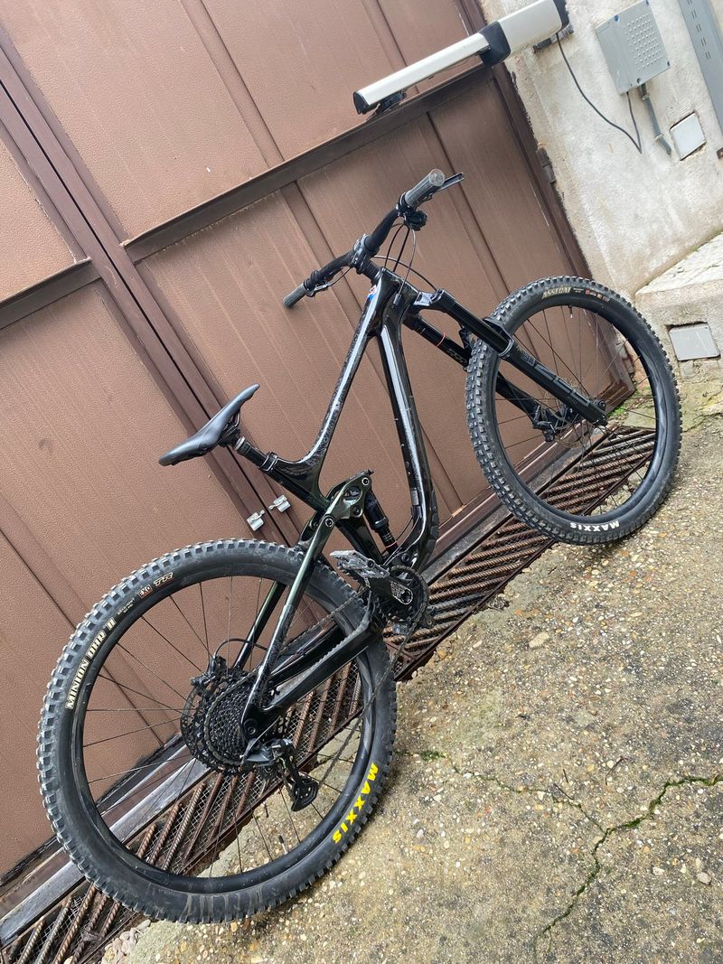 Brugt Giant Reign Advanced Pro 29 2 2022 2022 Mountainbike — billede 1 af 5