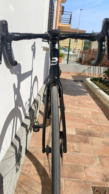 Used Basso Astra Shimano 105 Di2 2023 Road & Gravel, Black — image 7 of 7