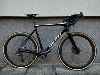 Used Giant TCX, Advanced Pro 1 2022 2022 Road & Gravel