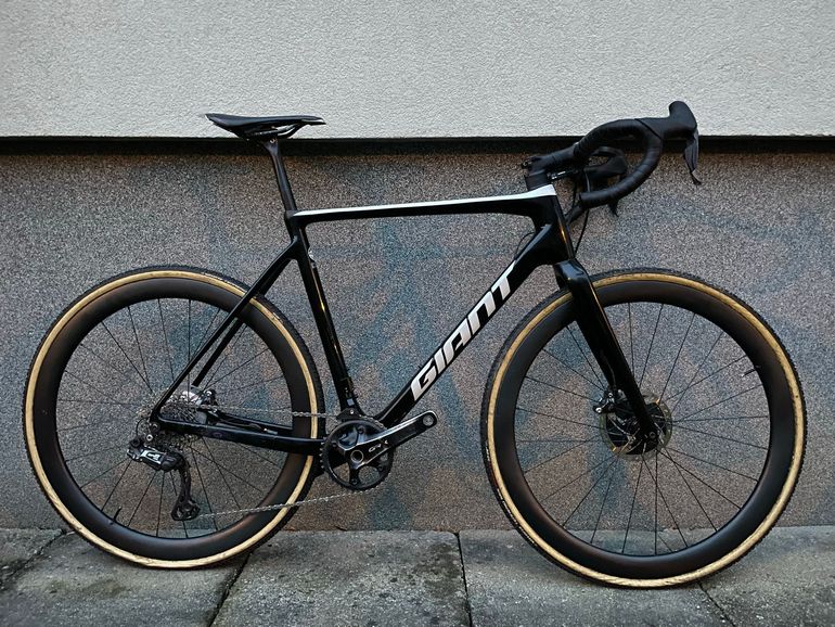Used Giant TCX, Advanced Pro 1 2022 2022 Road & Gravel, Black — image 1 of 3