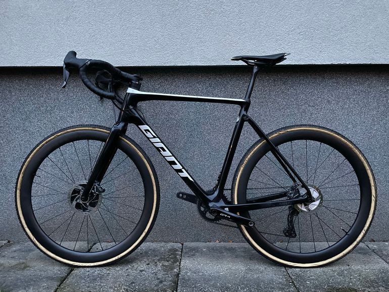 Used Giant TCX, Advanced Pro 1 2022 2022 Road & Gravel, Black — image 2 of 3