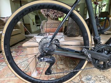 Trek Domane SL 7 2022 2022 Road & Gravel d'occasion — image 14 sur 15