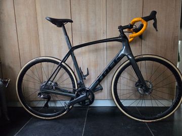 Trek Domane SL 7 2022 2022 Road & Gravel d'occasion — image 1 sur 15