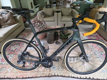 Trek Domane SL 7 2022 2022 Road & Gravel d'occasion — image 9 sur 15