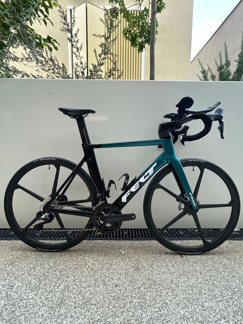 Felt AR Advanced Ultegra Di2 2025 2025 Road & Gravel d'occasion