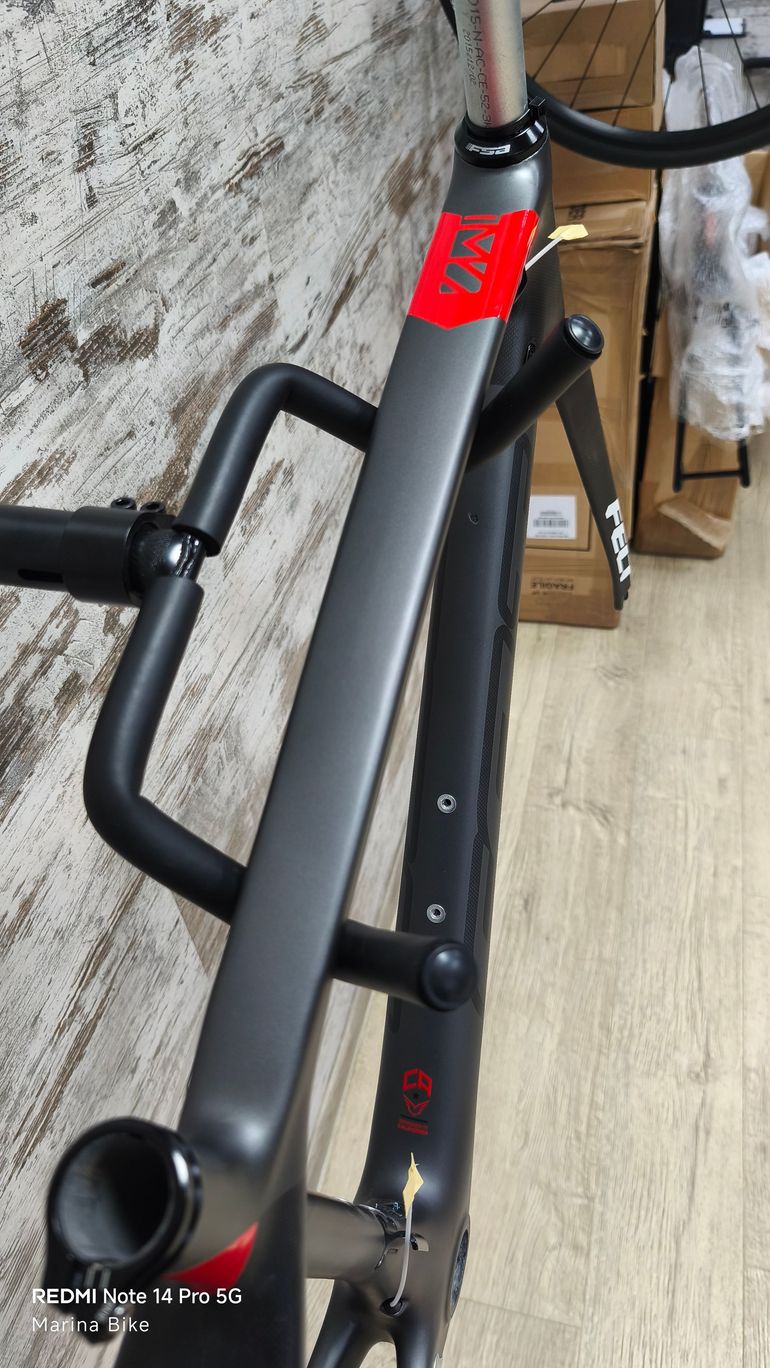 Used Felt ZW2 2016 With Small Paint Defect Frameset 2016 Road & Gravel, Light Gray — image 5 of 18