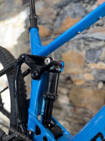 Used Mondraker CHASER 29 2023 2023 Mountainbike, Blue, 29 — image 2 of 7