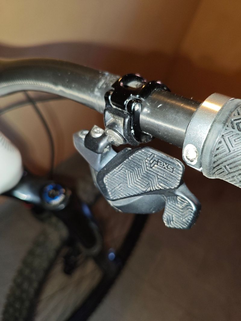 Cannondale Jekyll Custom 2024 Mountainbike d'occasion — image 7 sur 8