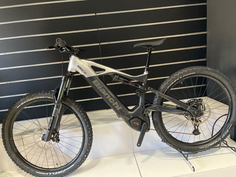 Käytetty Bianchi Bici E-mtb Bianchi E-VERTIC FX-TYPE 9.2 2026 Mountainbike — kuva 3 / 5